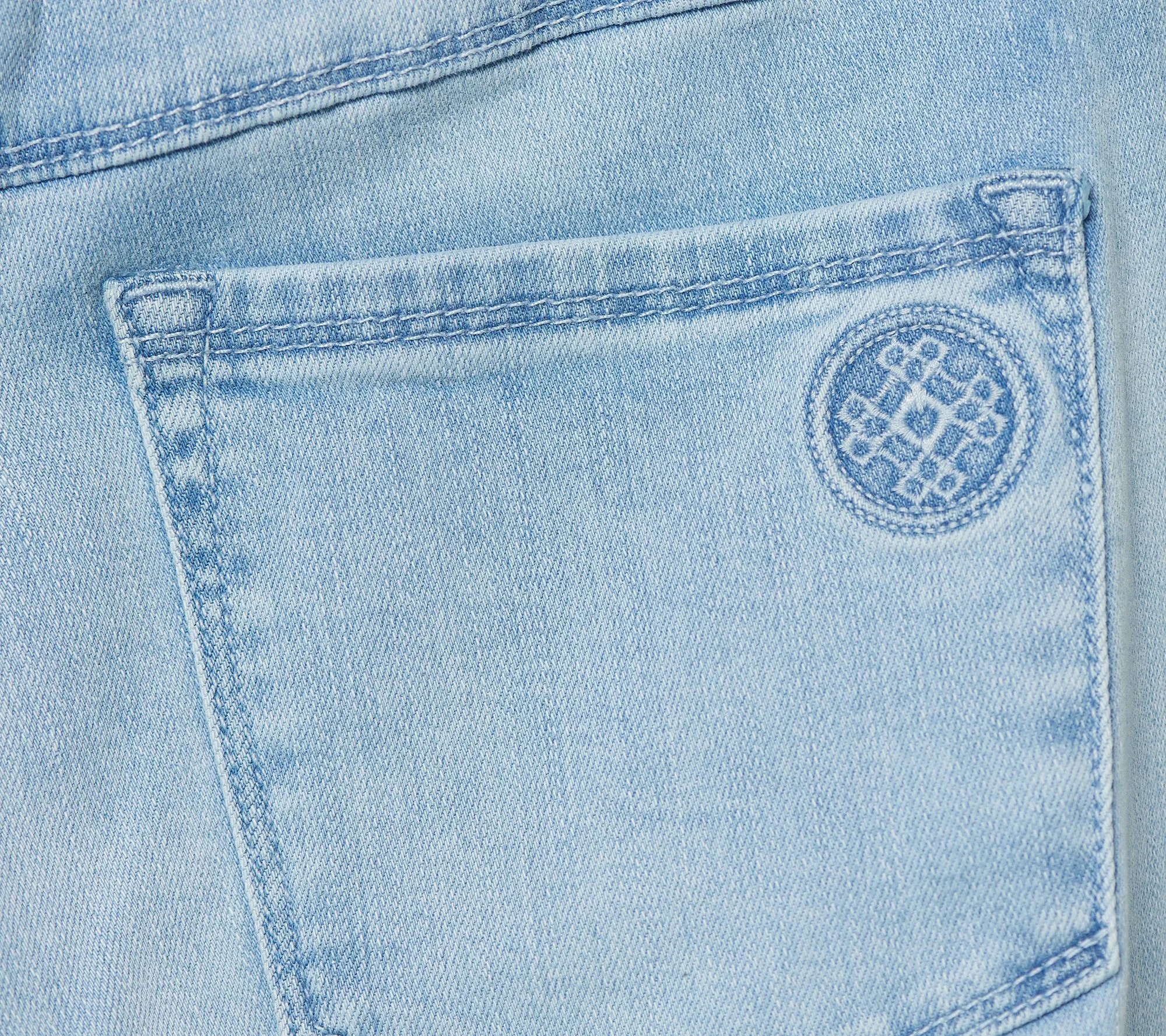 "As Is" Laurie Felt Petite Daisy Denim Boyfriend Jeans