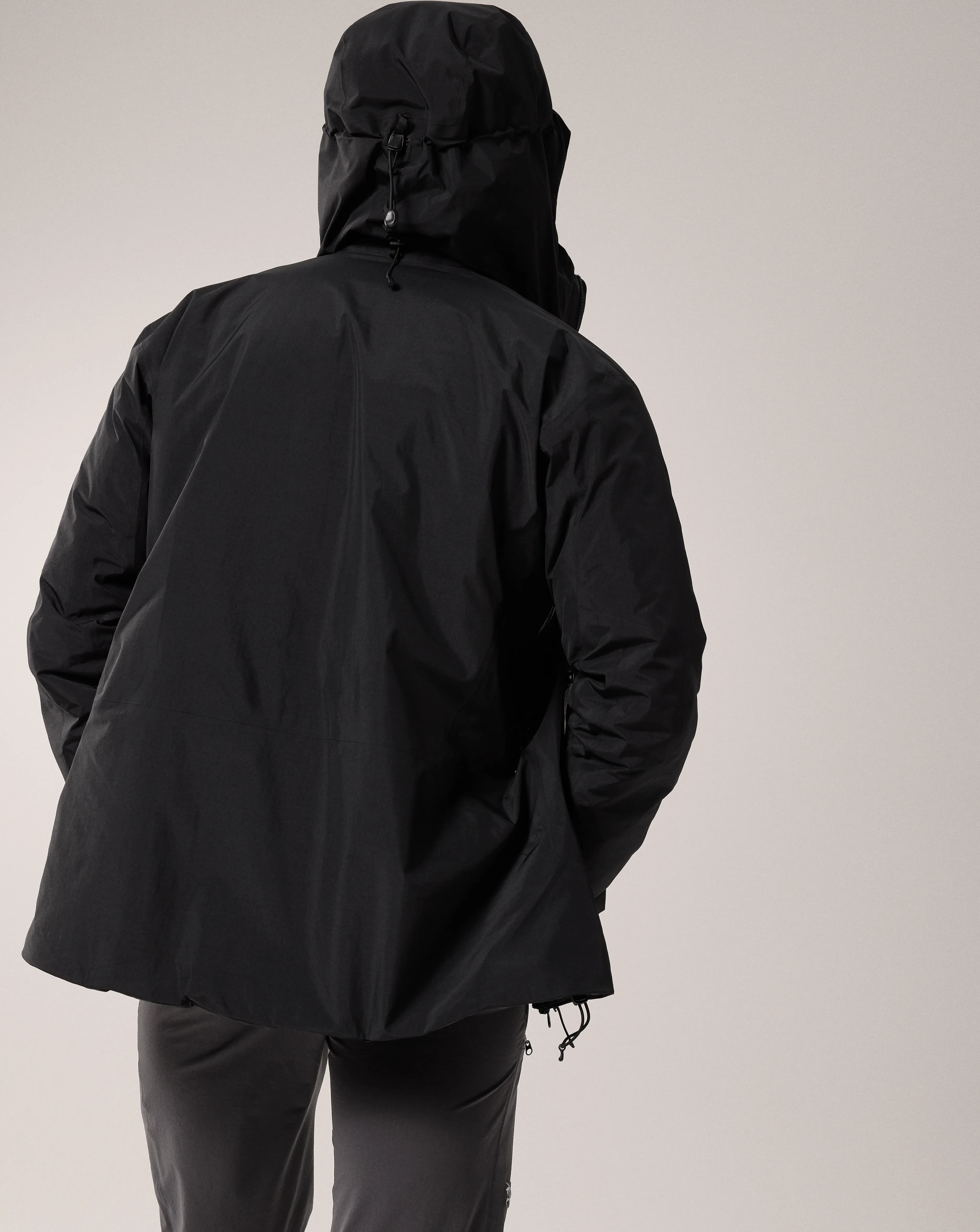 Arc'teryx Men's Beta Insulated Jacket Black | Buy Arc'teryx Men's Beta Insulated Jacket Black here | Outnort