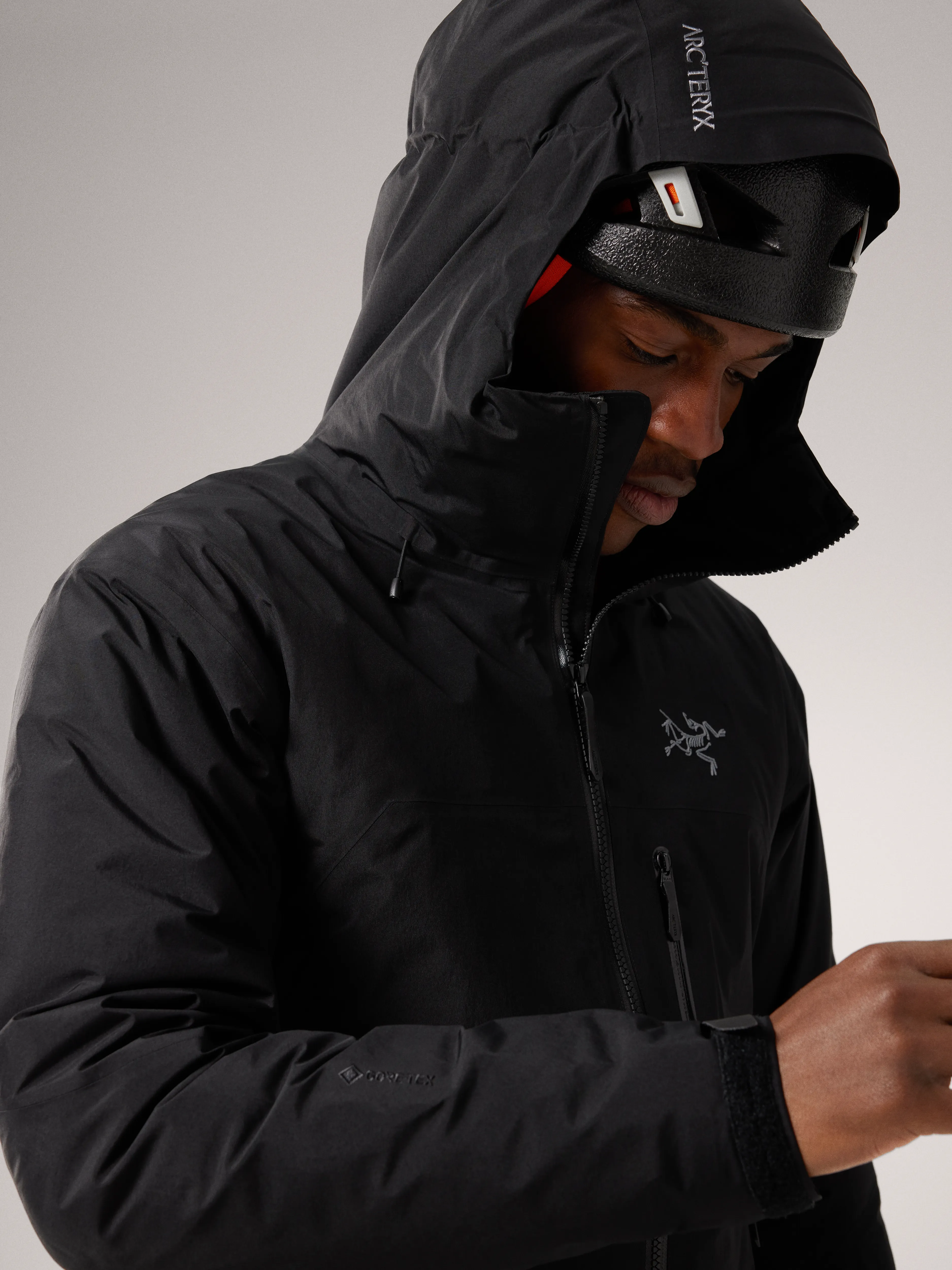 Arc'teryx Men's Beta Insulated Jacket Black | Buy Arc'teryx Men's Beta Insulated Jacket Black here | Outnort