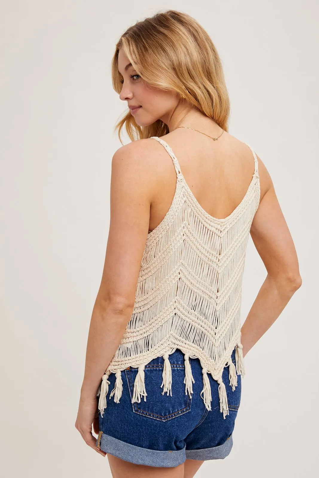 BLUIVY CROCHET FRINGE SLEEVELESS TOP