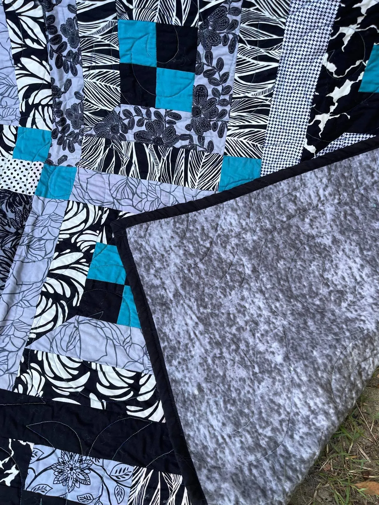 Geomaze Black & White with Teal Quilt Finished Size 61 x 69 Approx