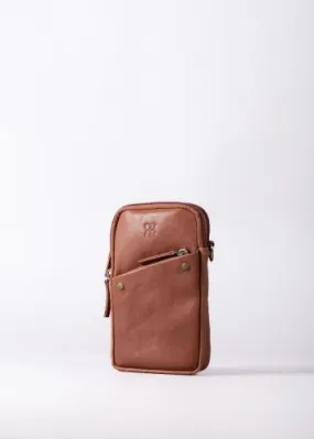 Harstone Leather Travel Bag in Tan