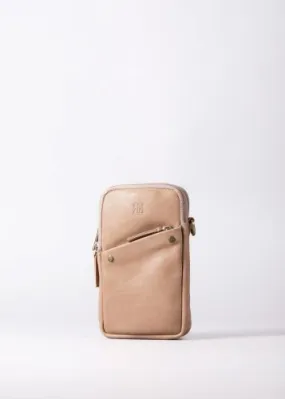 Harstone Leather Travel Bag in Taupe