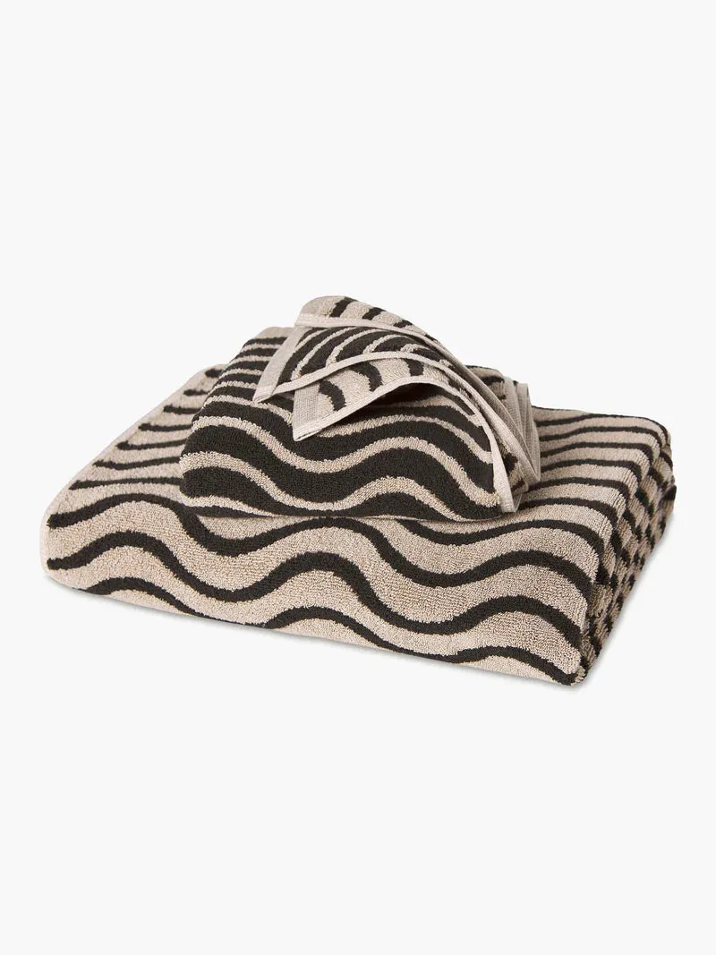 L and M Home Luxe Towels Wave Noir