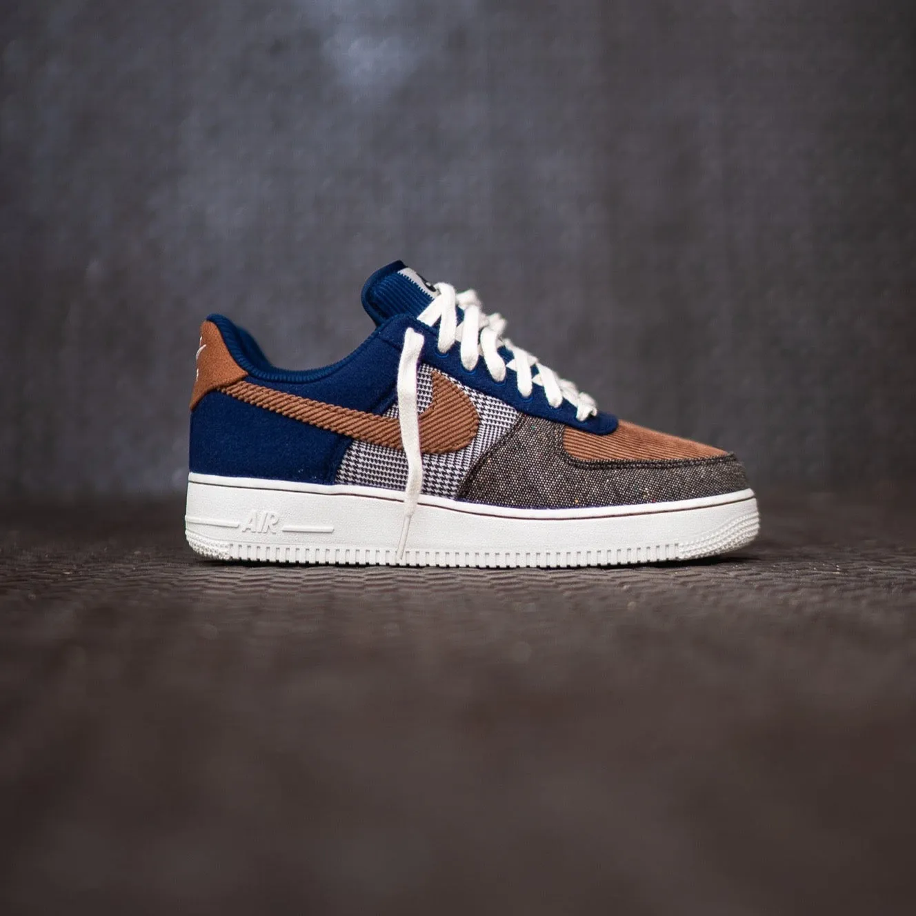 Mens Nike Air Force 1 '07 Premium (Corduroy Navy)