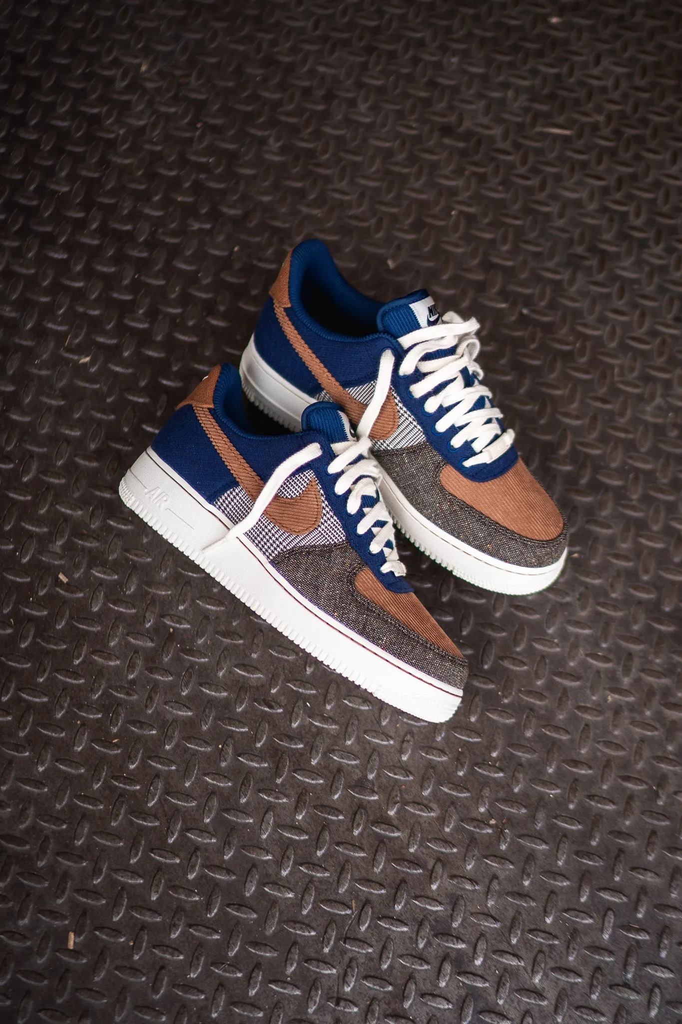 Mens Nike Air Force 1 '07 Premium (Corduroy Navy)