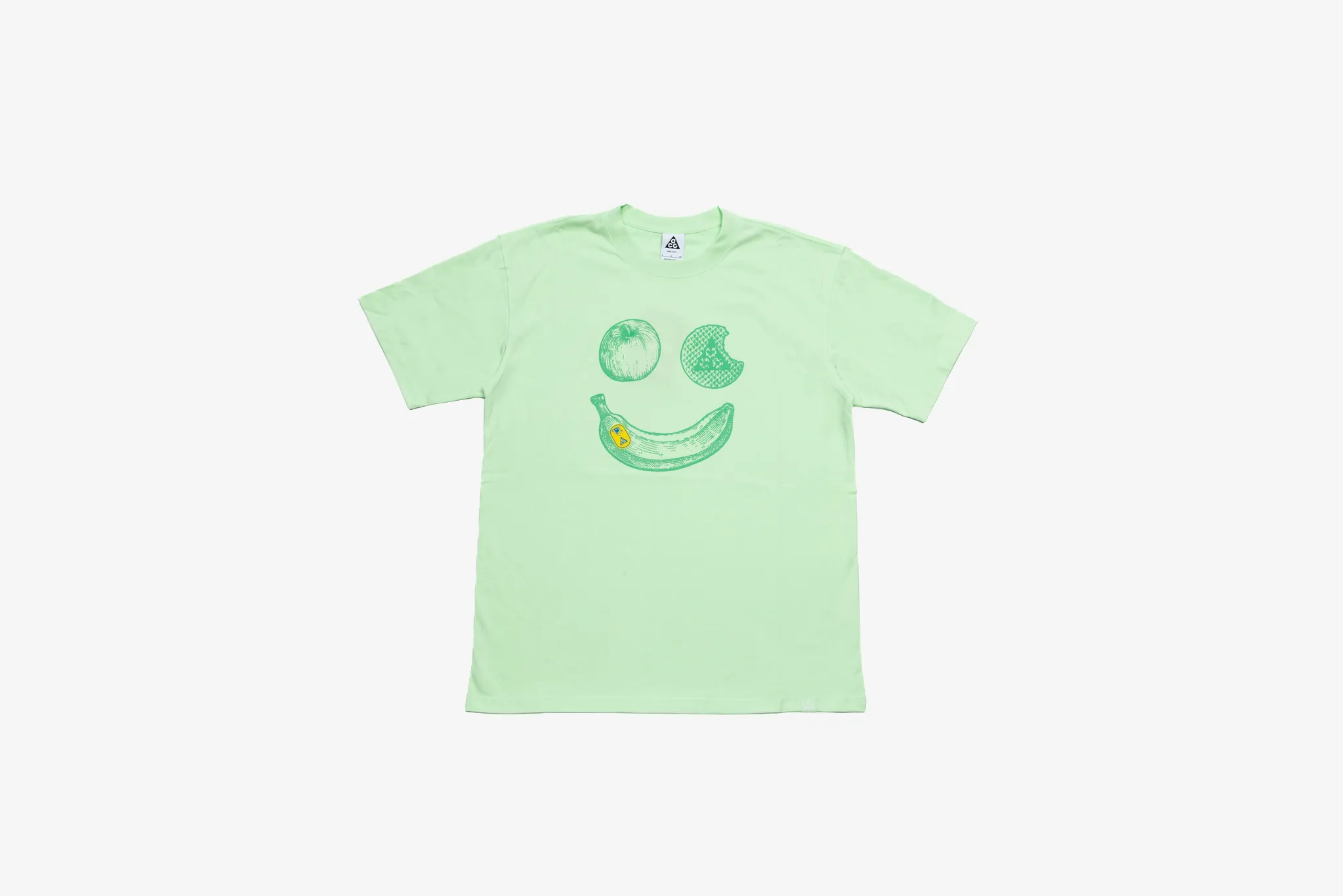 Nike ACG Hike Snacks Tee  M - Vapor Green