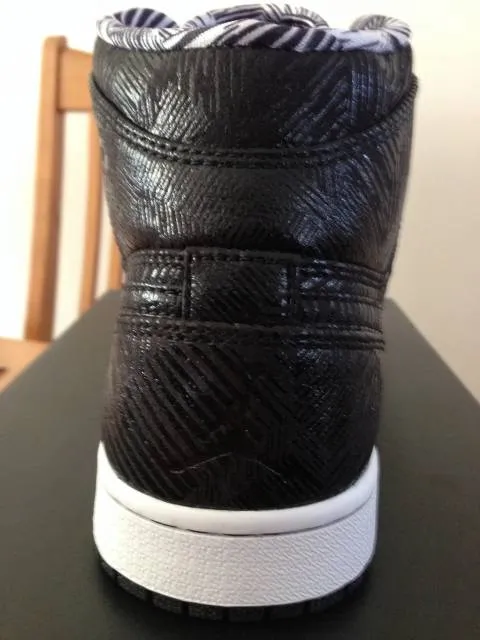 Nike Air Jordan 1 Retro "BHM"