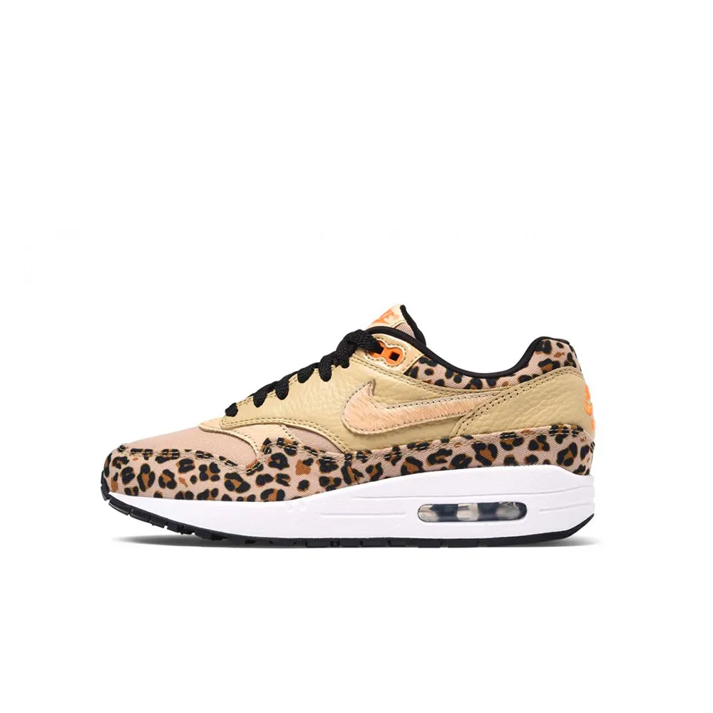 Nike W Air Max 1 PRM Sneakers Desert Ore / Orange Peel Black Wheat