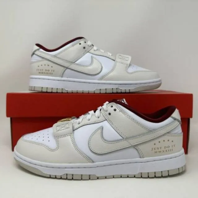 Nike W Dunk Low SE Sisterhood 2023 Just Do It Phantom Wo...