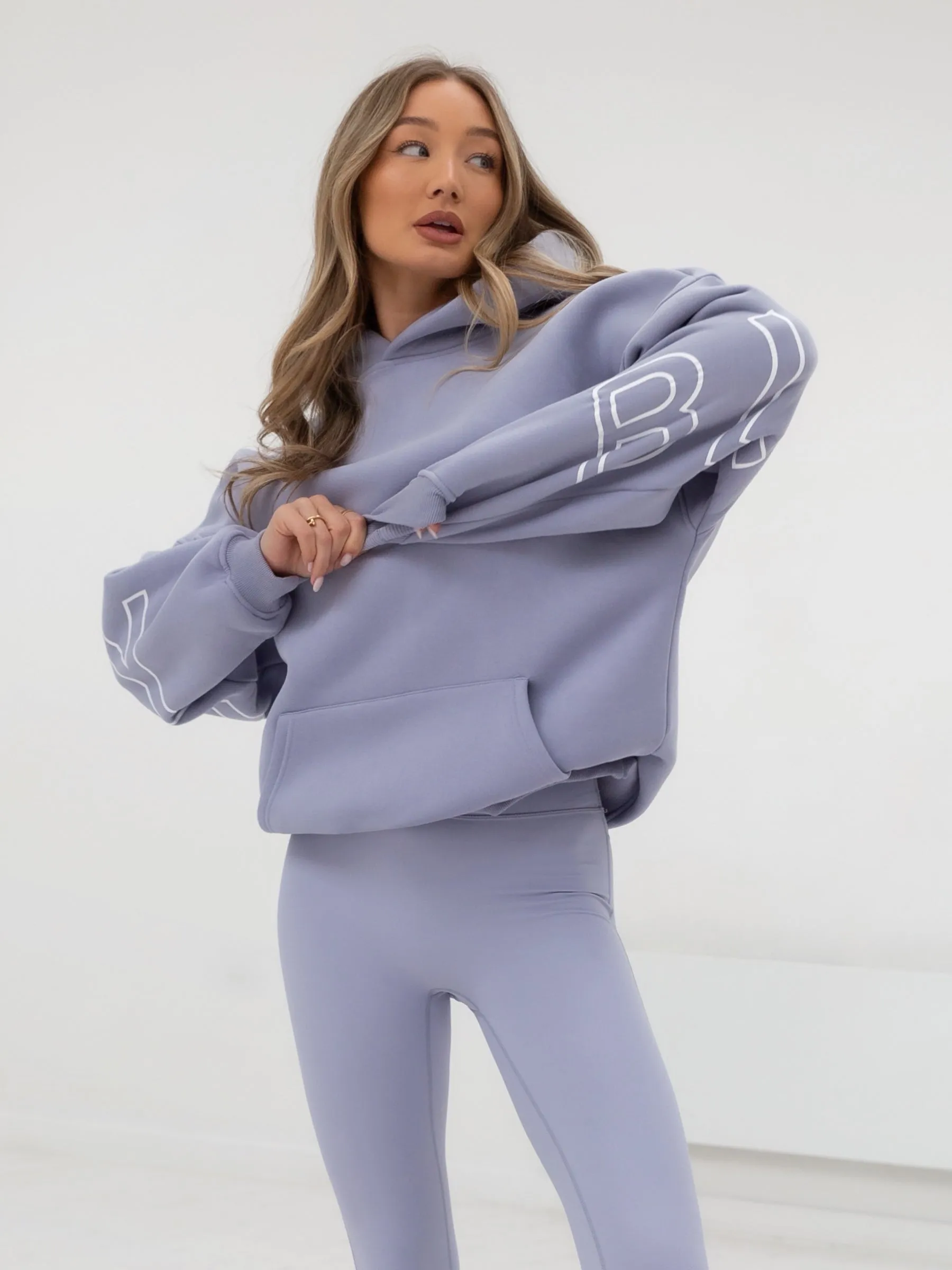 Outline Isabel Oversized Hoodie - Light Violet