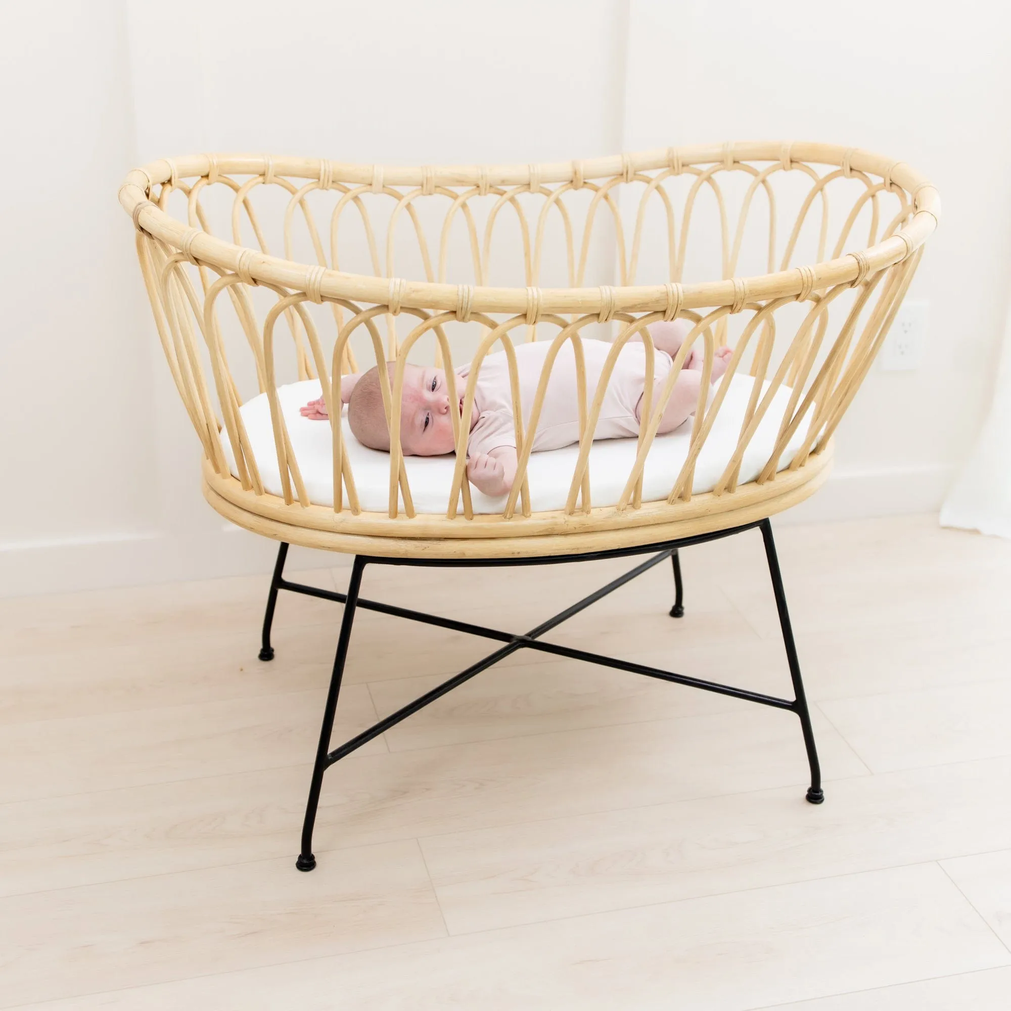 Oval Bassinet Sheet in Cloud