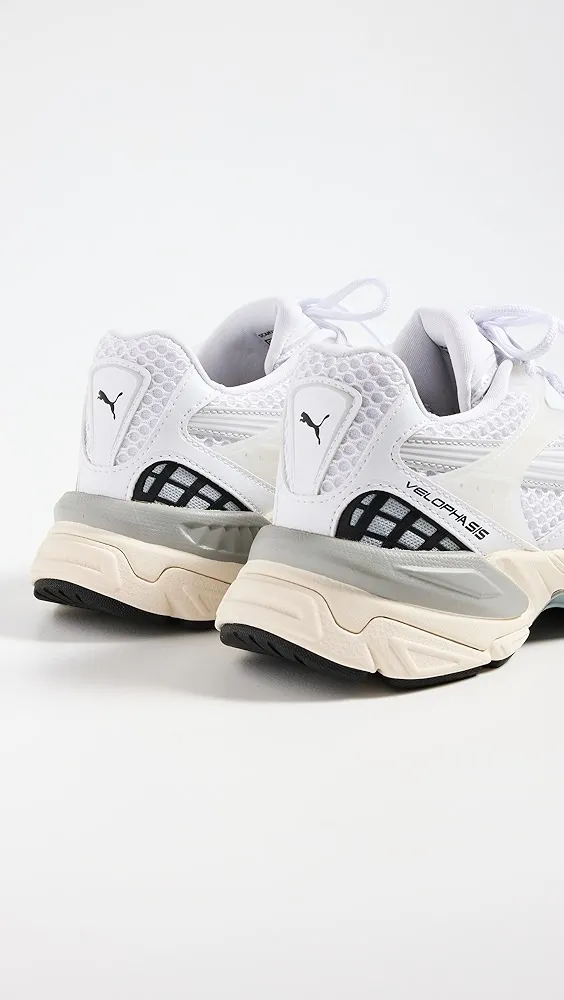 PUMA   Velophasis Unisex Sneakers 