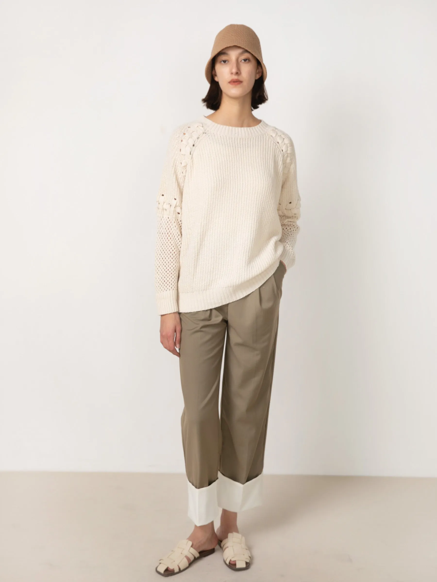 Raglan Sleeve Niche Knit Pullover