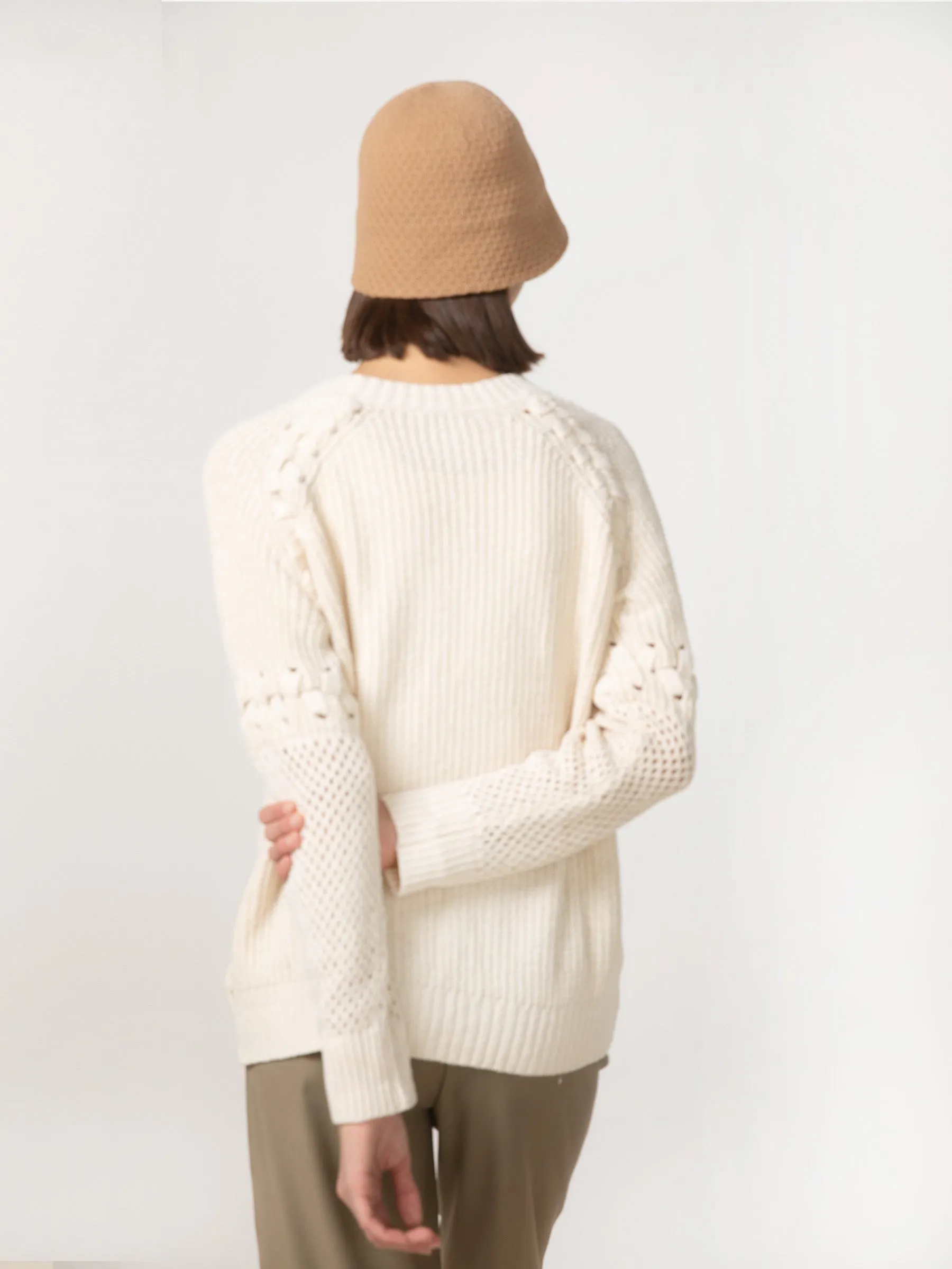 Raglan Sleeve Niche Knit Pullover