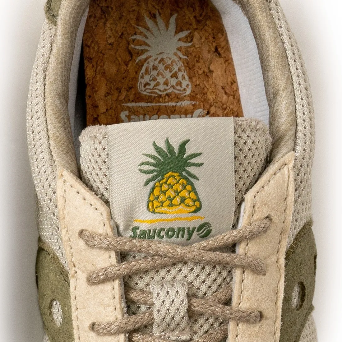 Saucony Men Jazz 81 (white / natural)