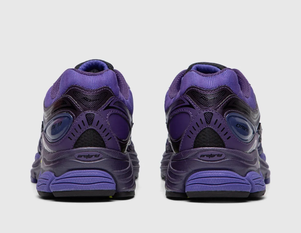 Saucony ProGrid Omni 9 / Purple