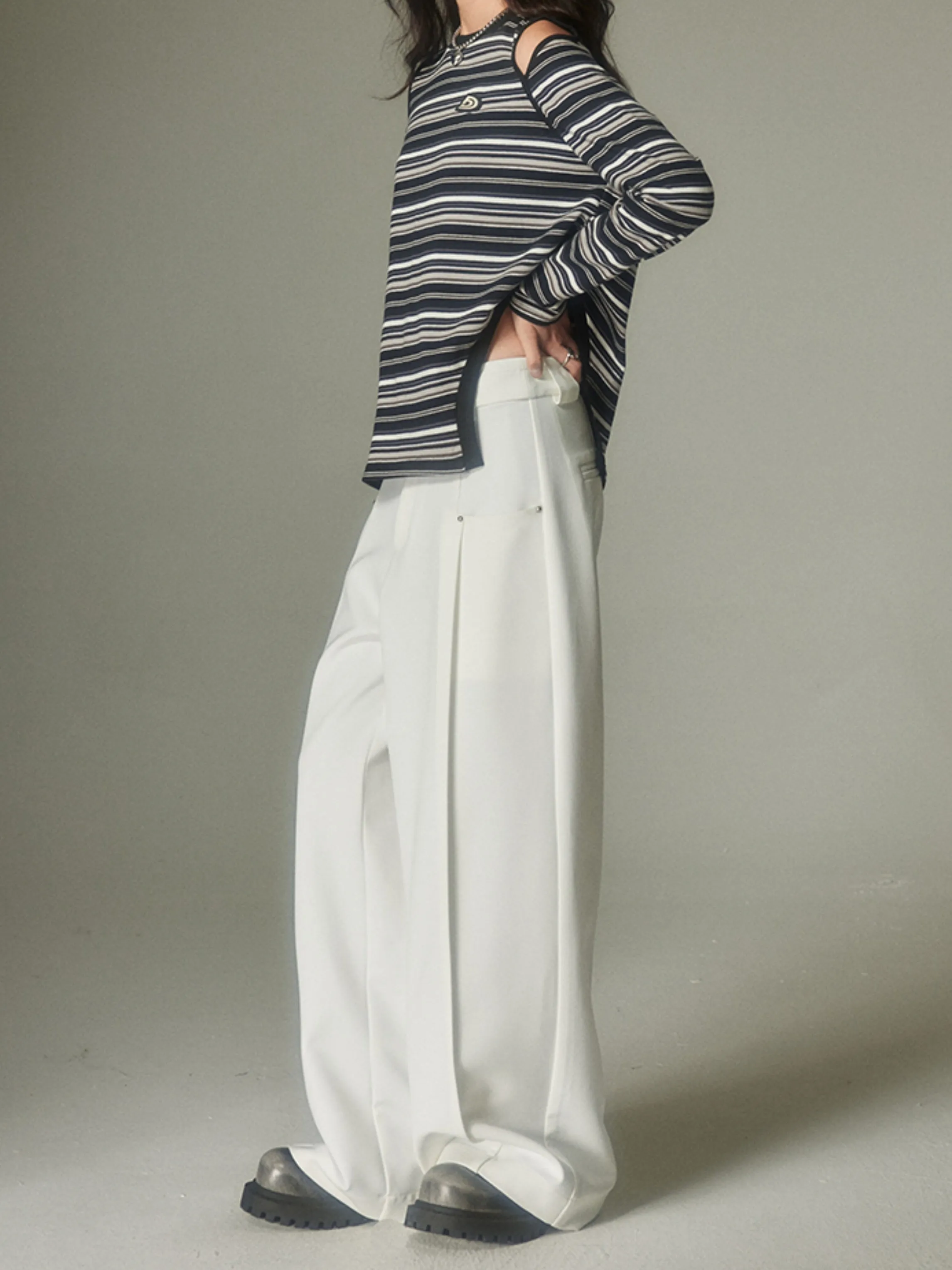 Solid Color Rivet Wide-leg Pants