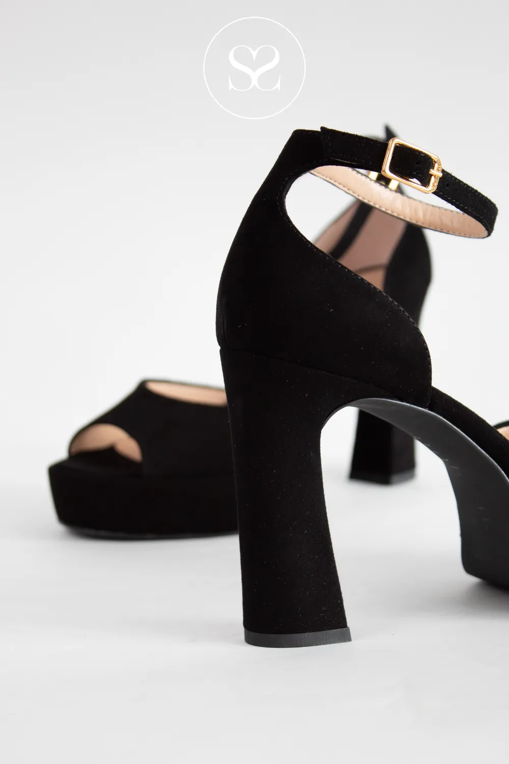 UNISA VEJER BLACK SUEDE PLATFORM SANDALS