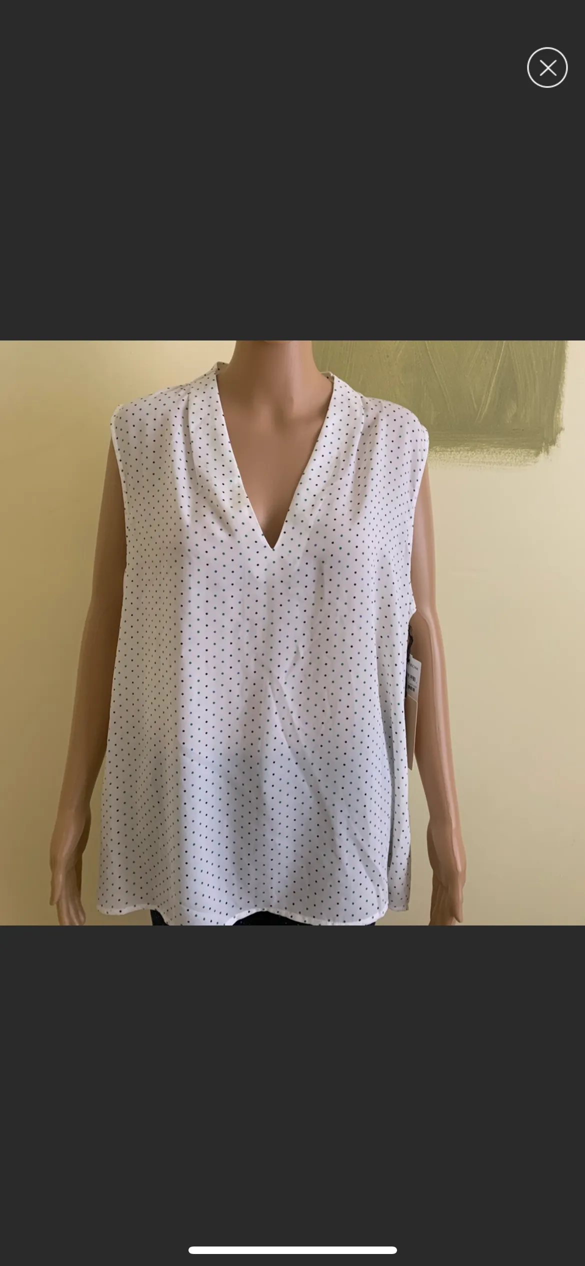 V-Neck Sleeveless Top HALOGEN