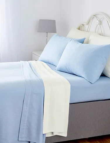 Vantona Plain Dyed Napguard Flannelette Fitted Sheet