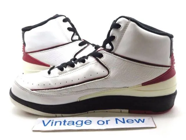 VTG Nike Air Jordan II 2 White Varsity Red Black Retro G...